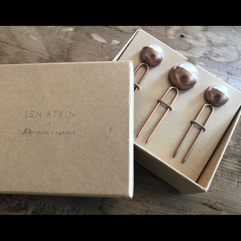 Jen Atkin x Chloe + Isabel hair pins